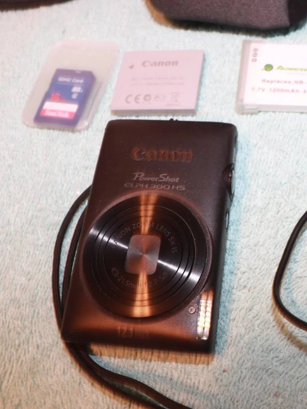 Canon PowerShot ELPH 300 HS 12.1MP Digital Camera - Black